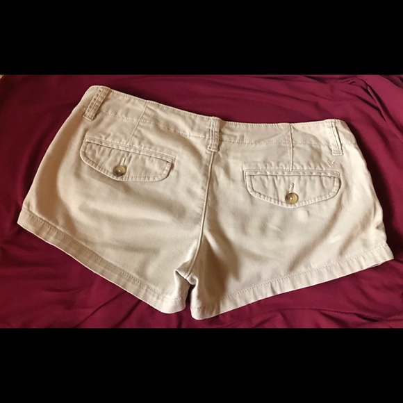 COPY - America Eagle Khaki stretch mini shorts - Picture 3 of 5